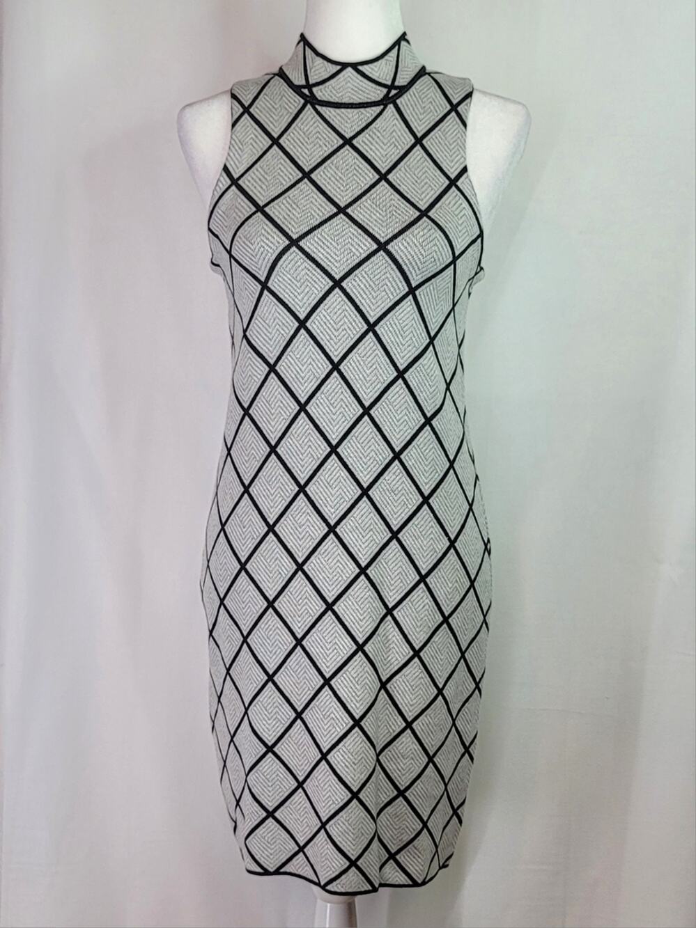 ROMEO & JULIET Couture Geometric Diamond Mock Neck Bodycon Sweater Dress Size M